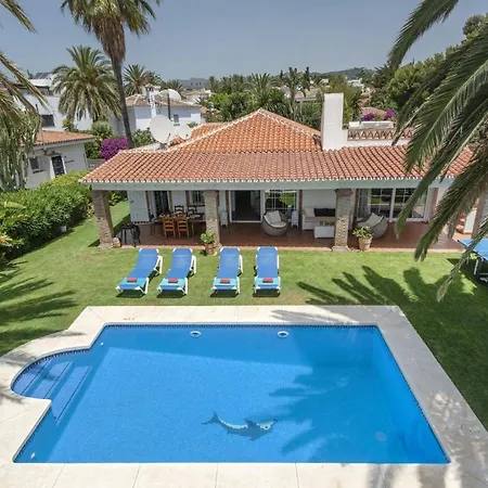 Villa Oasis By *